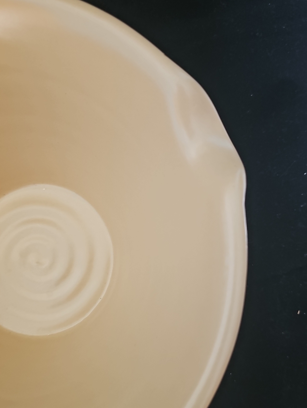 Yellow Ware Beige Ceramic Mixing Bowl - Picture 5 of 7